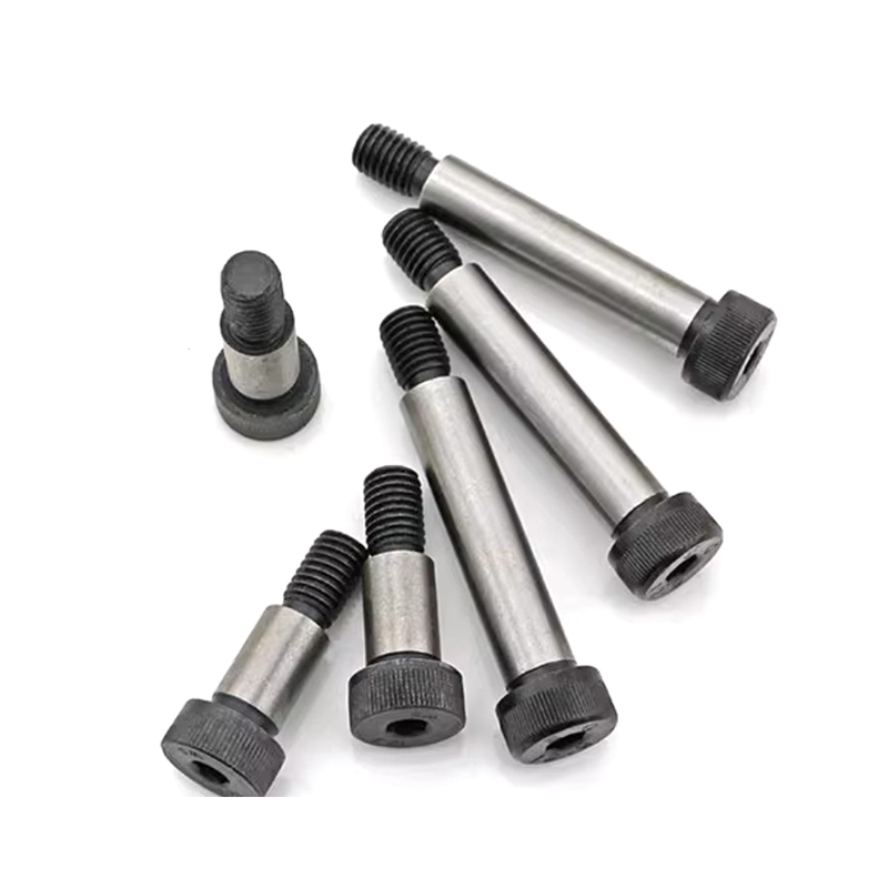 Vít vai mở rộng bằng thép hợp kim Oxit đen ISO 7379 Vít vai mở rộng bằng thép hợp kim Oxit đen ISO 7379